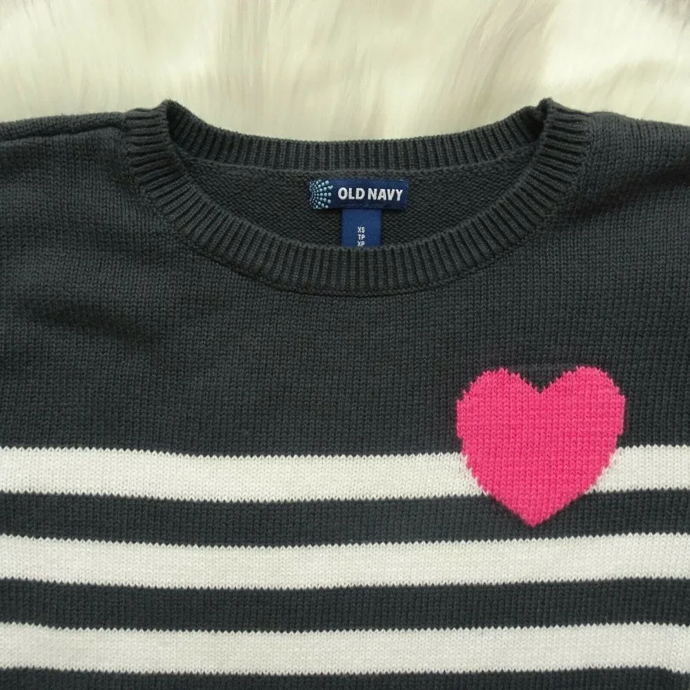 Clearance!💎5/$25 OLD NAVY Girl's Knit Pullover Sweater Heart Stripe Preppy XS